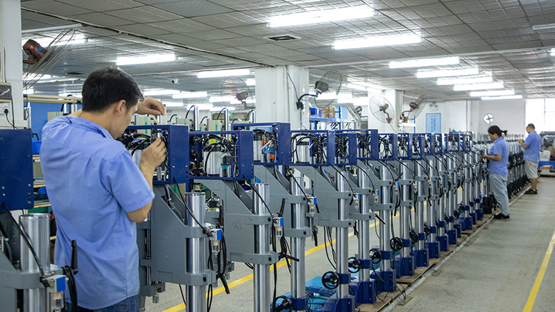 聲峰超聲波生產(chǎn)線